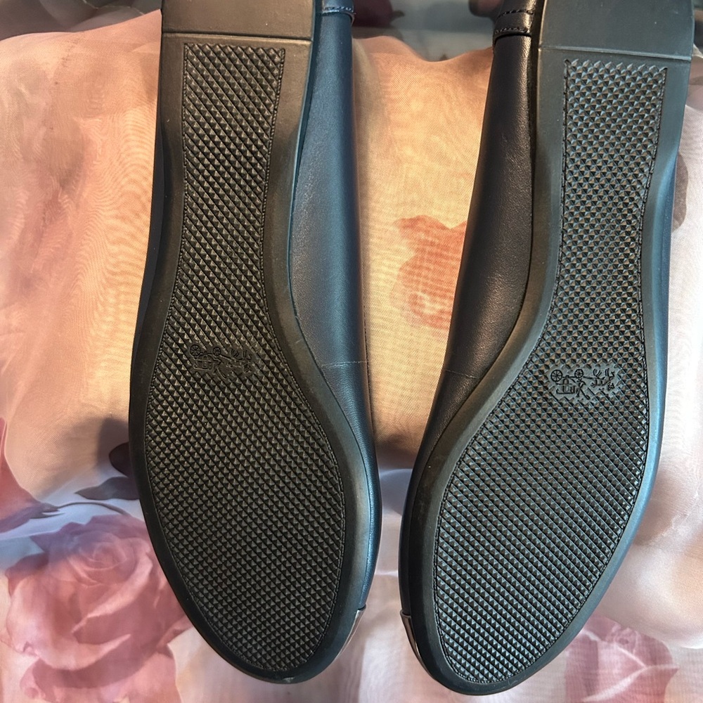 Coach Chelsea Navy Ballet Flats with Silver Toe Cap - Picture 4 of 9